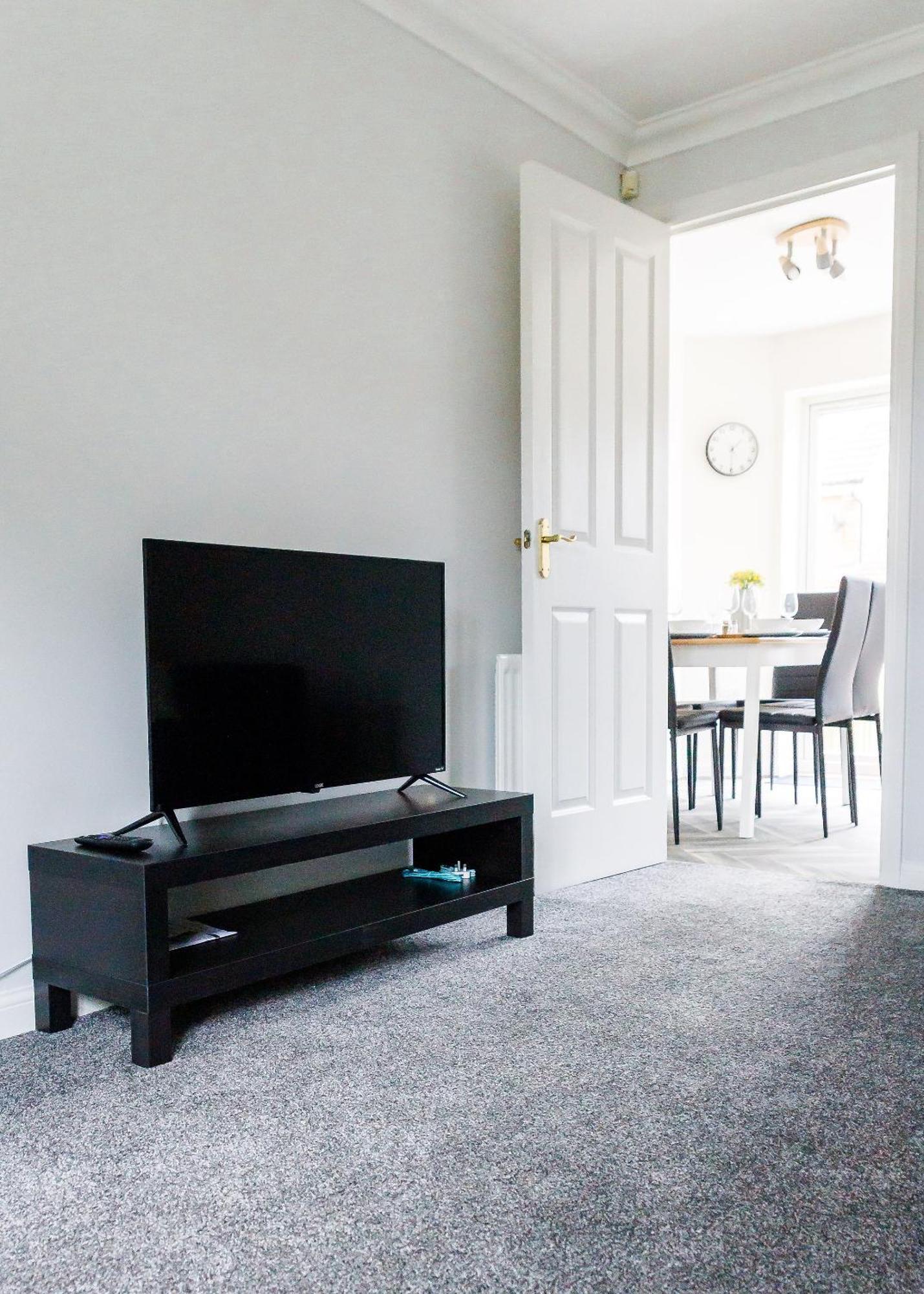 Apartment Hylton House - Spacious Home, Private Parking, Nxt To Nissan, A19, Crownworks & Stadium Of Light, Garden *