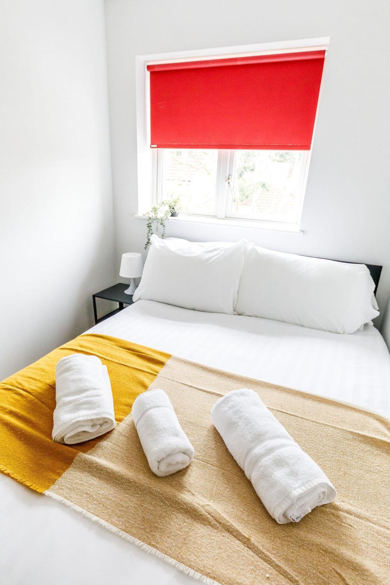 Apartment Hylton House - Spacious Home, Private Parking, Nxt To Nissan, A19, Crownworks & Stadium Of Light, Garden