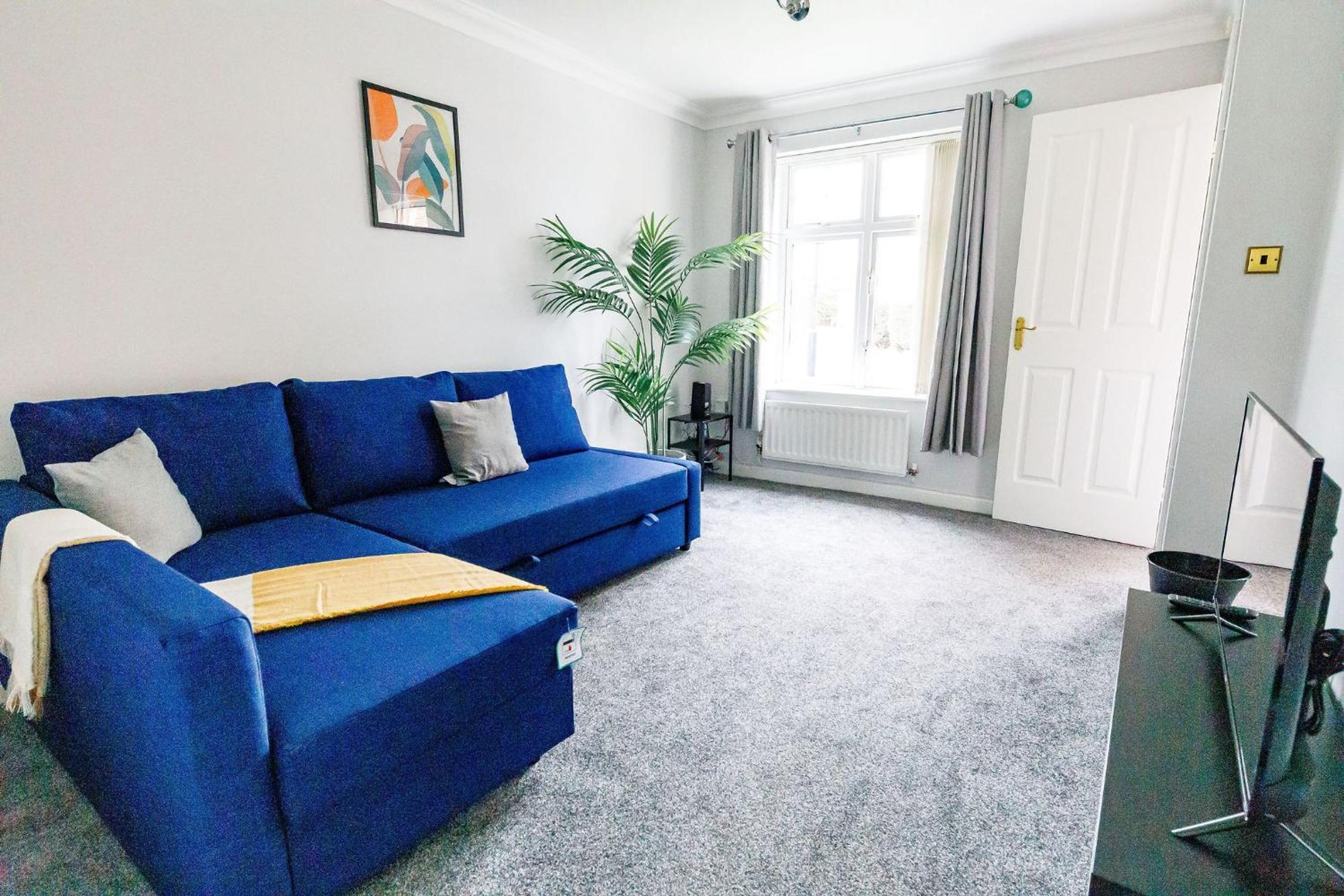 Apartment Hylton House - Spacious Home, Private Parking, Nxt To Nissan, A19, Crownworks & Stadium Of Light, Garden