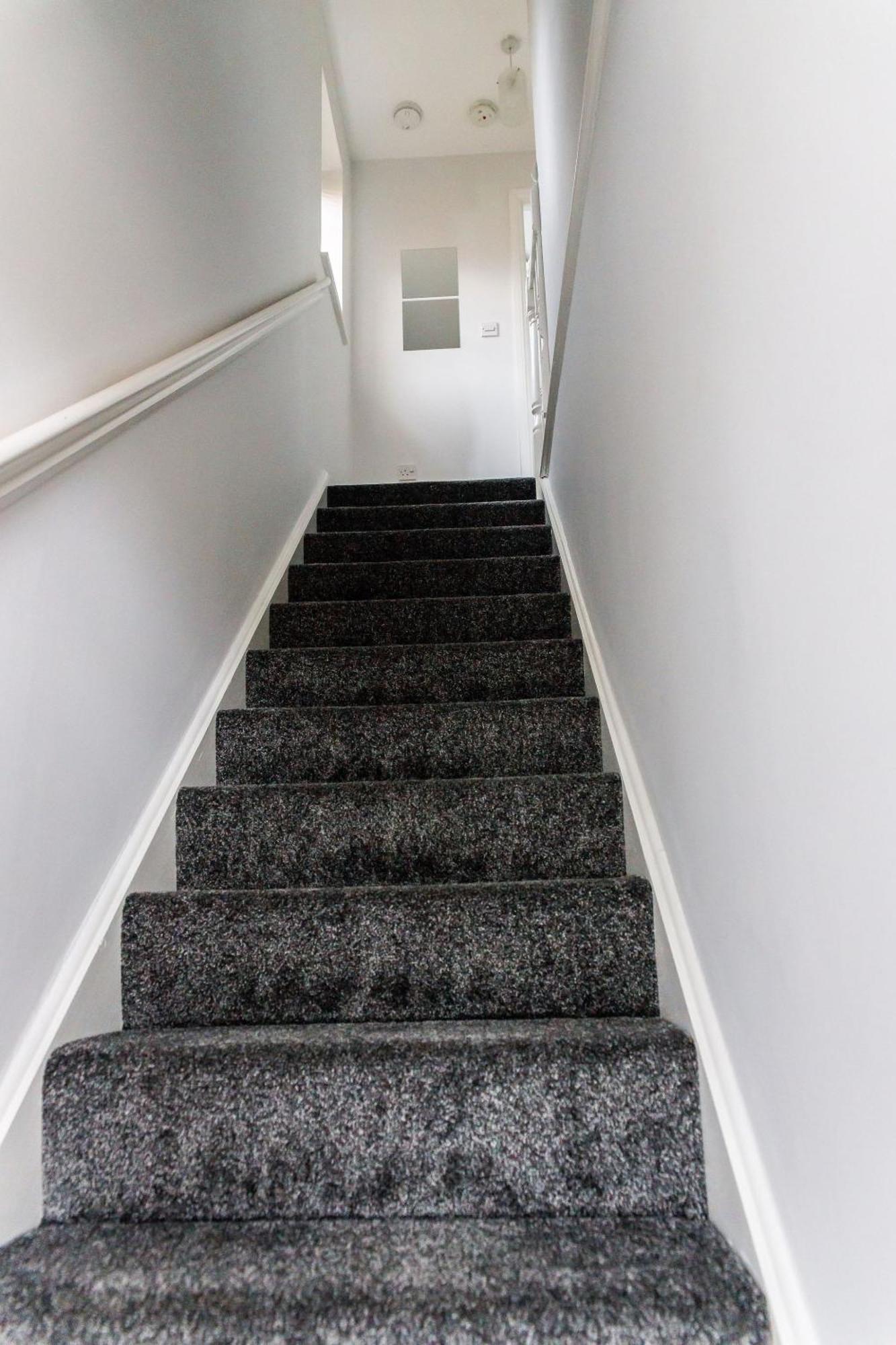 Hylton House - Spacious Home, Private Parking, Nxt To Nissan, A19, Crownworks & Stadium Of Light, Garden Sunderland (Tyne and Wear)